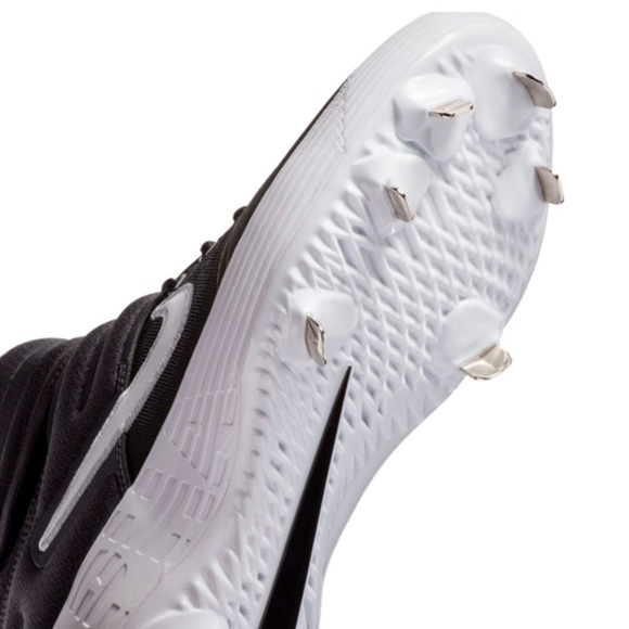 nike alpha huarache elite 2 mid white